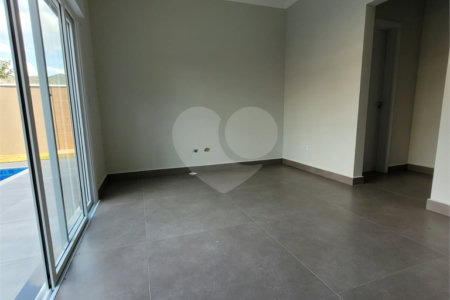 Casa Térrea à venda com 3 suítes em Loteamento Greenfield, Atibaia, SP