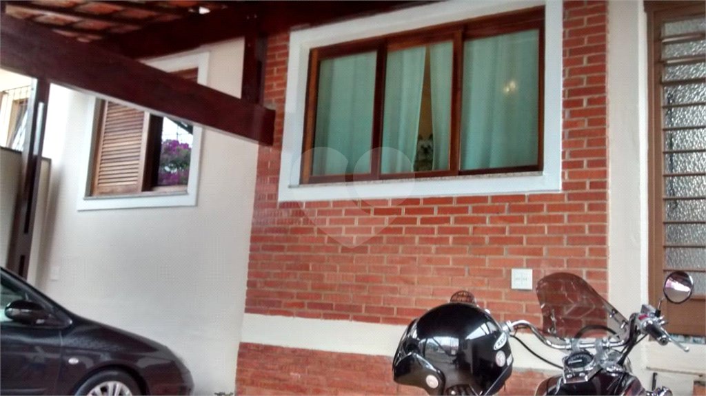 Casa à venda com 2 quartos em Vila Suissa, Mogi das Cruzes, SP