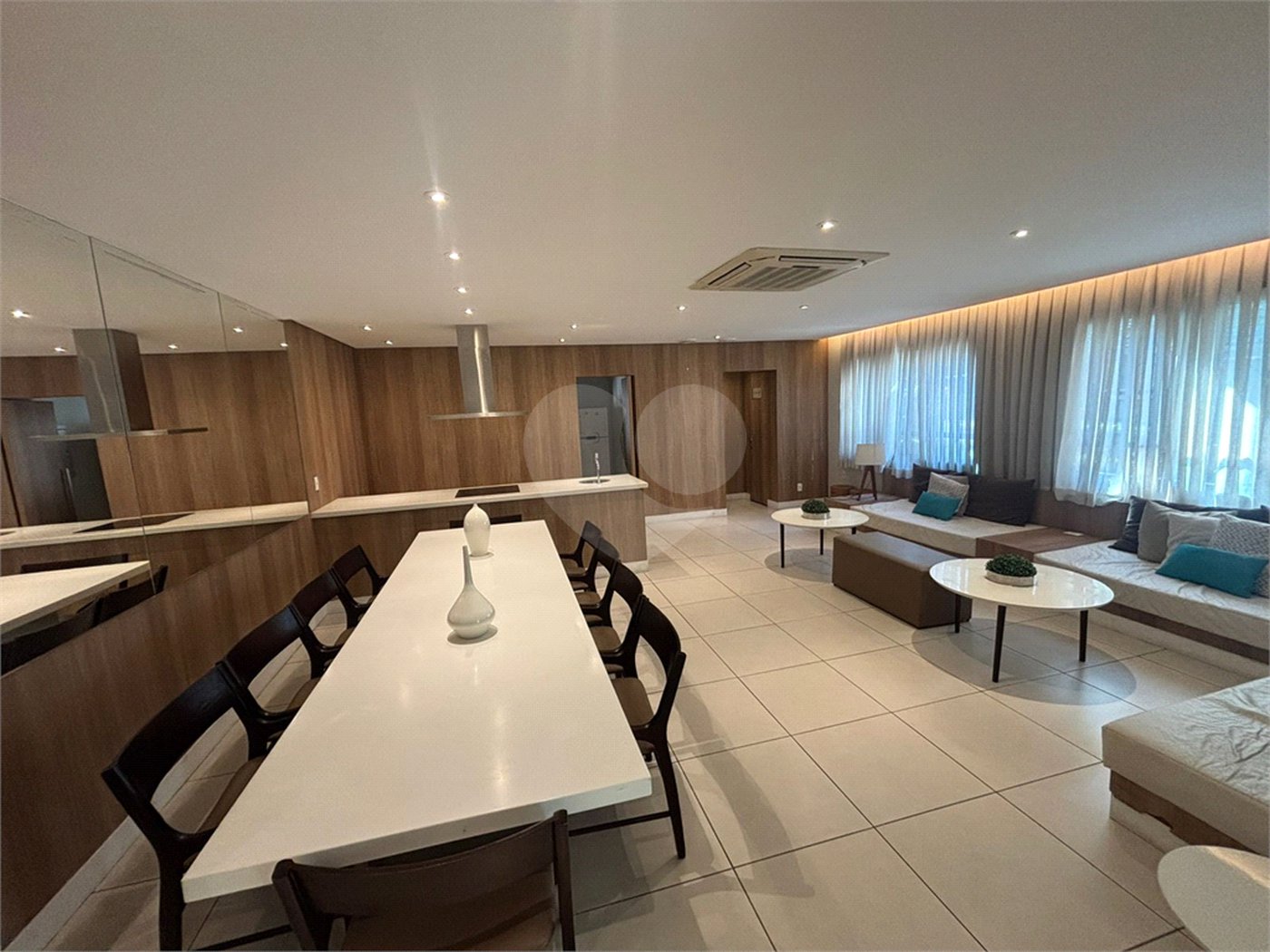 Apartamento à venda com 2 quartos, sendo 1 suíte, em Vila Isabel, Rio de Janeiro, RJ