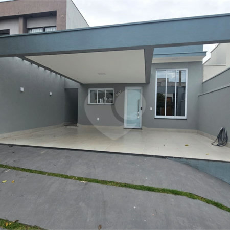 Casa à venda ou para alugar com 3 quartos, sendo 1 suíte, no condomínio Jardim Park Real, Indaiatuba - SP
