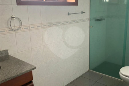 Sobrado à venda com 3 quartos, sendo 1 suíte, em Parque Residencial Rafael Alcalá, Porto Feliz, SP