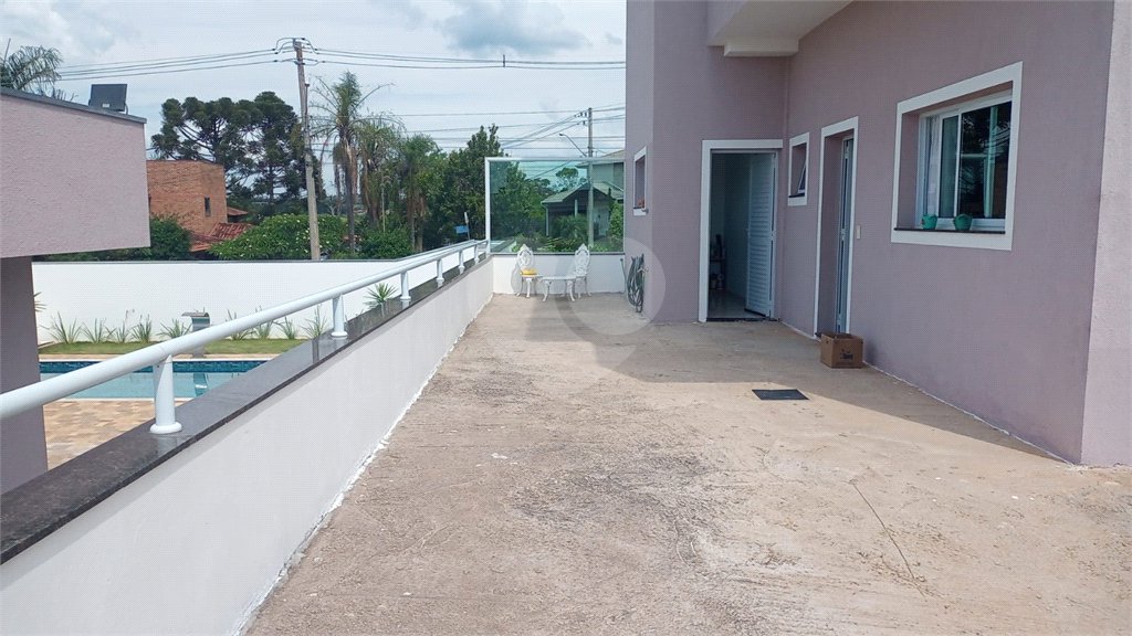 Casa à venda com 5 suítes no condomínio Village da Serra, Araçoiaba da Serra - SP