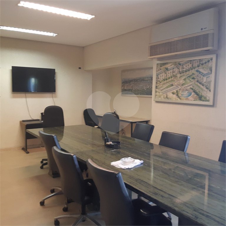 Sobrado à venda com 4 quartos, sendo 1 suíte, em Santana, São Paulo, SP