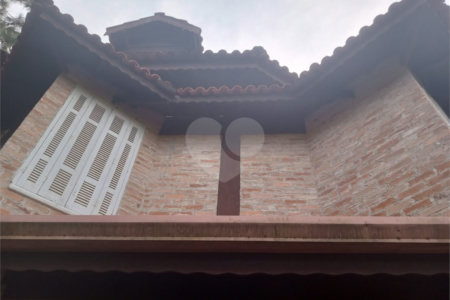 Chácara à venda com 7 quartos, sendo 3 suítes, em Saboó, São Roque, SP