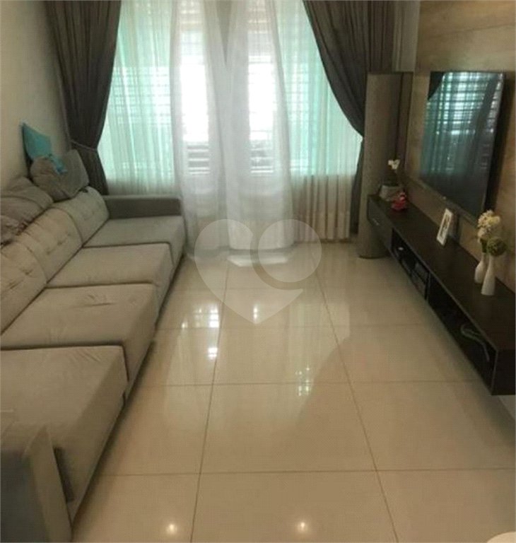 Sobrado à venda com 3 quartos, sendo 2 suítes, em Tremembé, São Paulo, SP
