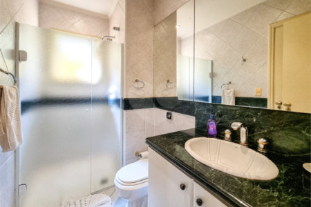 Casa à venda com 4 suítes no condomínio Annecy Village, São Paulo - SP