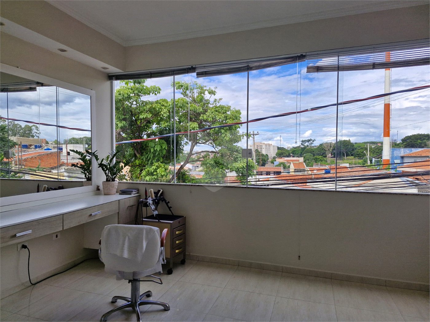 Casa à venda com 3 quartos, sendo 2 suítes, em Bela Vista, Salto, SP