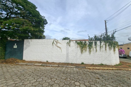 Casa à venda com 2 quartos no Centro, Alambari, SP