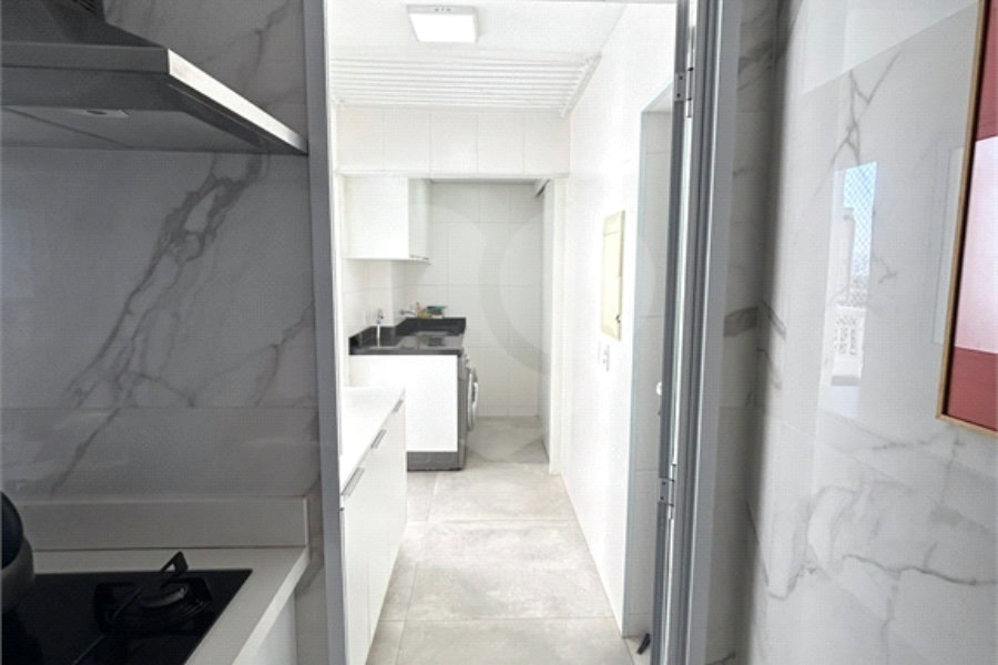 Apartamento à venda com 3 suítes em Barra Funda, São Paulo, SP