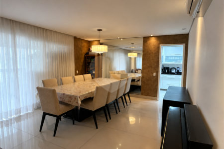 Apartamento à venda com 3 suítes em Campo Belo, São Paulo, SP