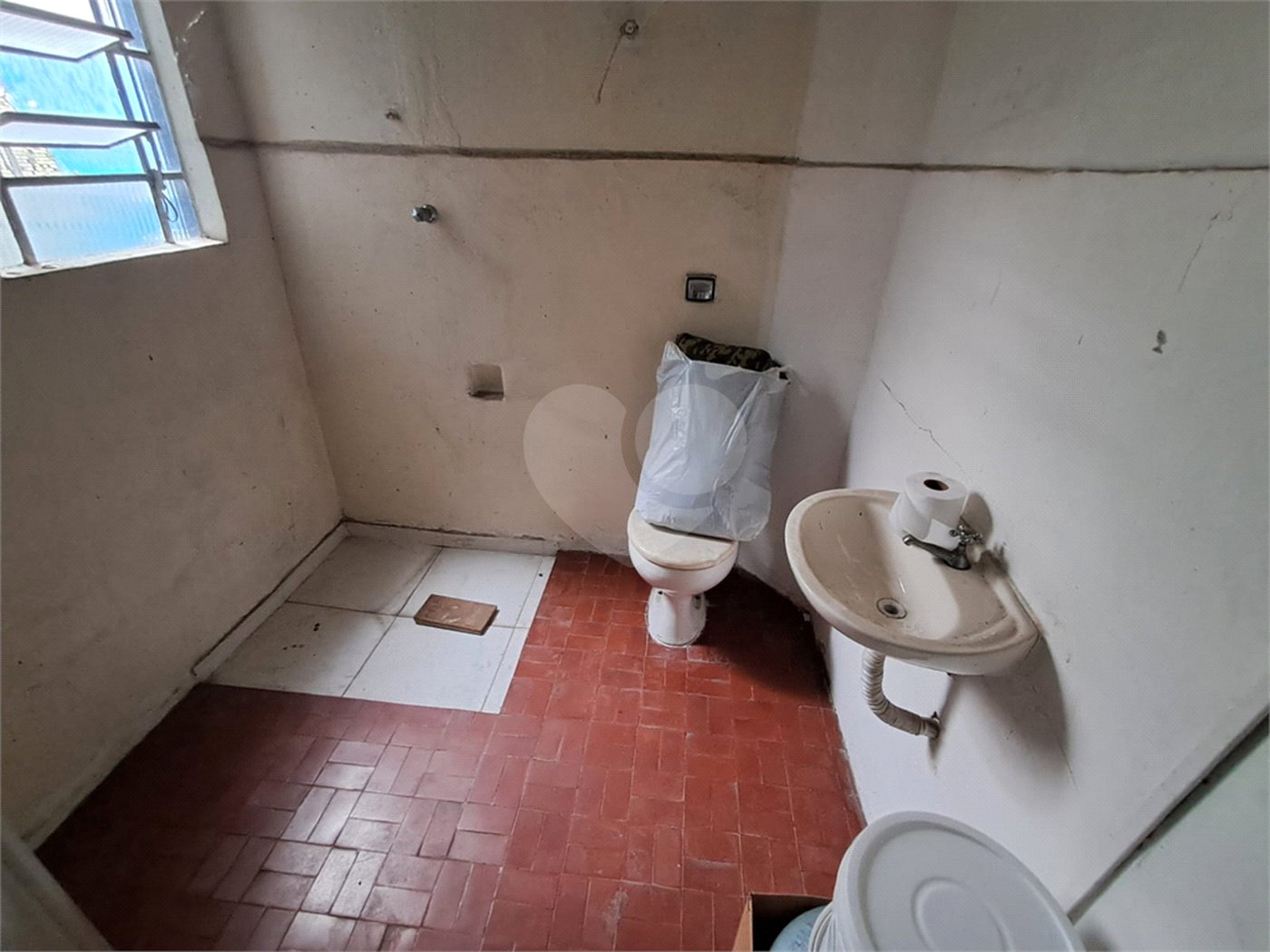 Sobrado à venda com 4 quartos em Vila Madalena, São Paulo, SP