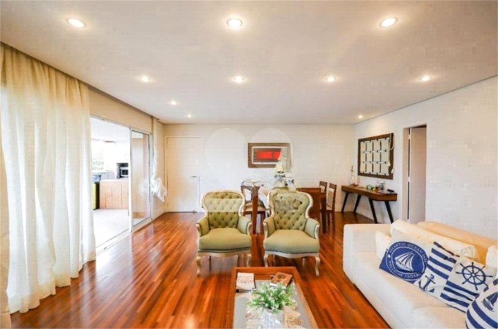 Apartamento à venda ou para alugar com 3 quartos, sendo 2 suítes,  em Jardim Marajoara, São Paulo, SP
