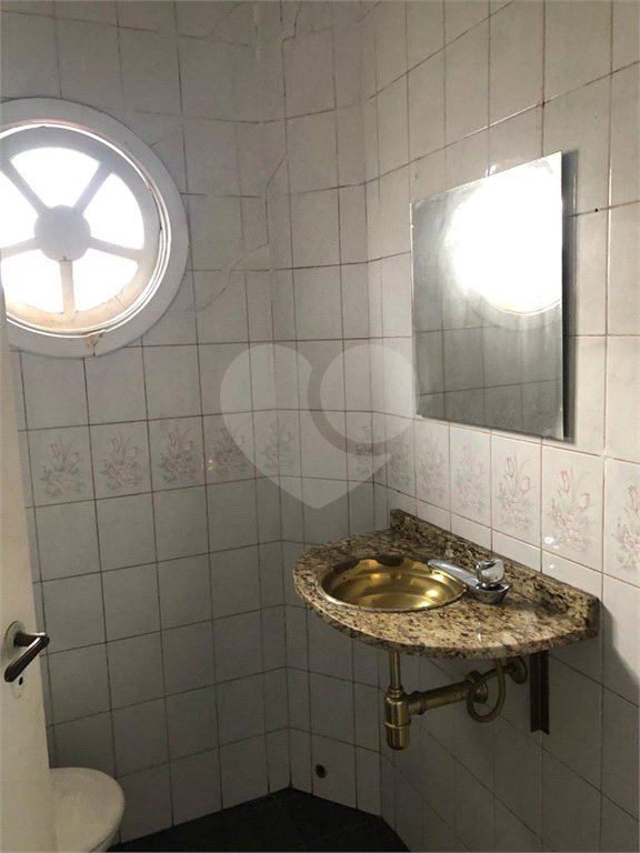 Casa à venda com 4 quartos, sendo 1 suíte,  em Jardim Rosa Maria, São Paulo, SP