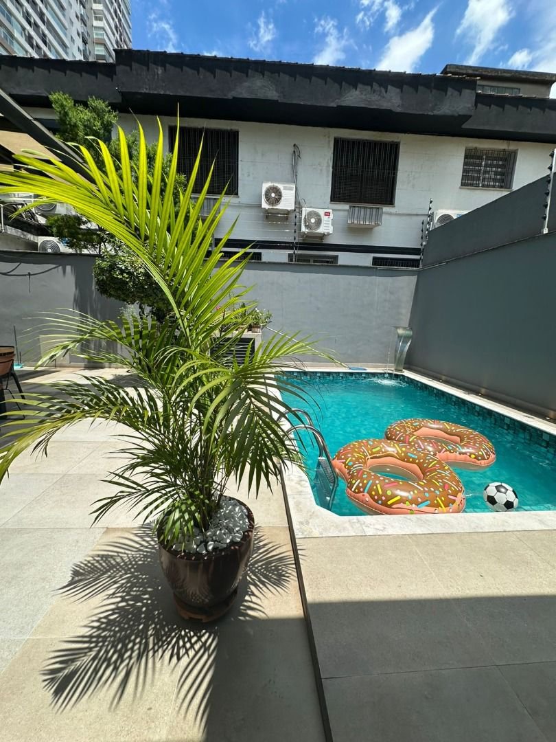 Casa com 3 dormitórios para alugar, 170 m² por R$ 13.740,00/mês - Gonzaga - Santos/SP