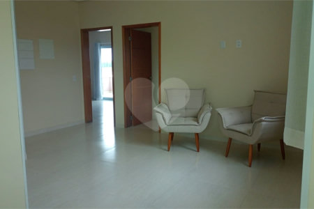 Casa à venda com 5 suítes no condomínio Village da Serra, Araçoiaba da Serra - SP