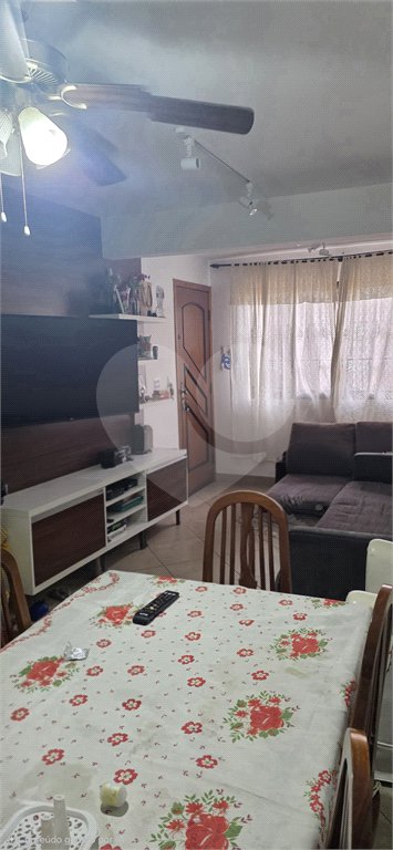 Sobrado à venda com 3 quartos em Santa Terezinha, São Paulo, SP