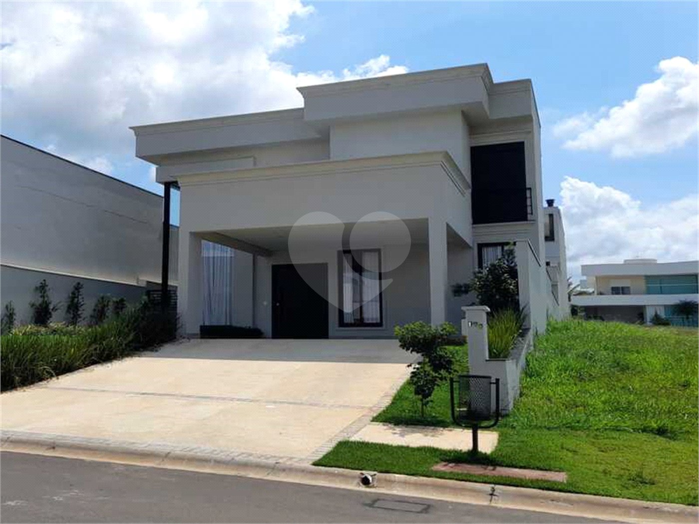 Sobrado à venda com 3 suítes em Residencial Duas Marias, Indaiatuba, SP