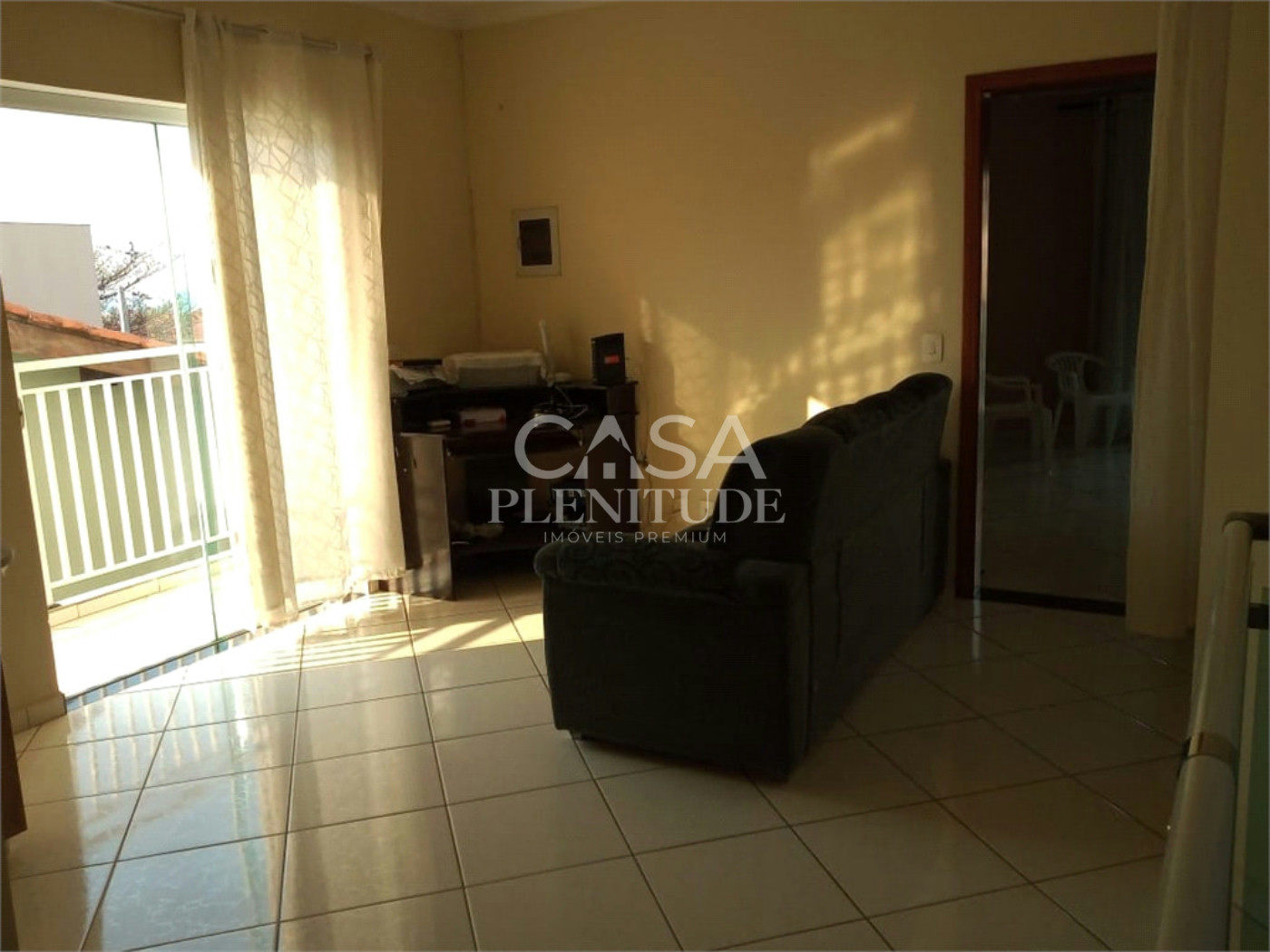Sobrado à venda com 3 quartos, sendo 1 suíte,  em Wanel Ville, Sorocaba, SP
