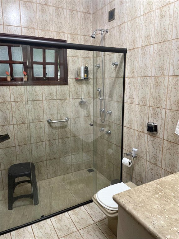 Casa à venda com 7 quartos, sendo 2 suítes, no condomínio São Joaquim, Vinhedo - SP