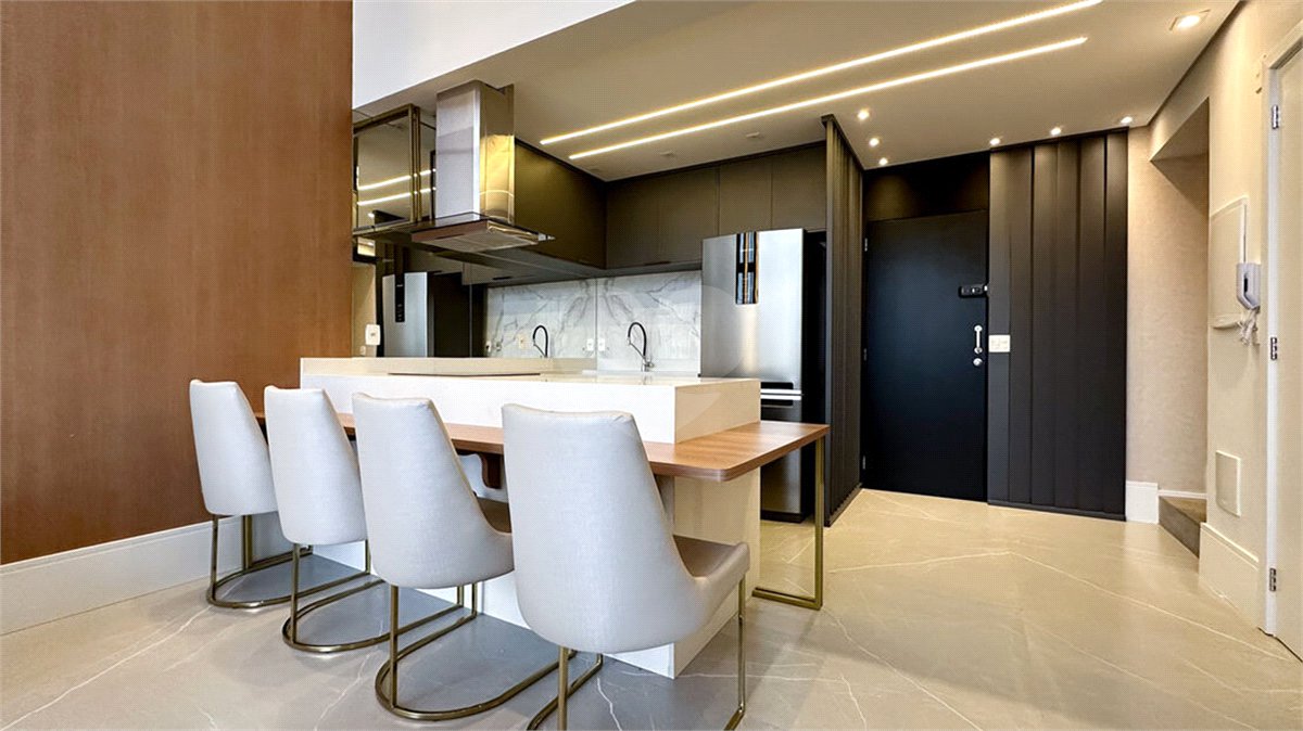 Apartamento à venda ou para alugar com 2 suítes em Cerqueira César, São Paulo, SP