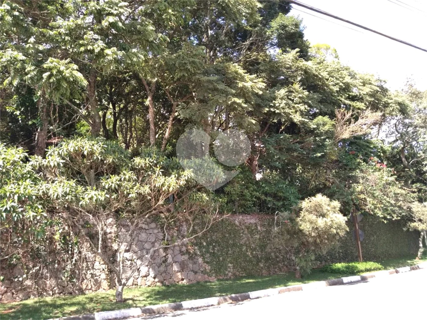 Terreno à venda no condomínio Cantareira, Mairiporã - SP