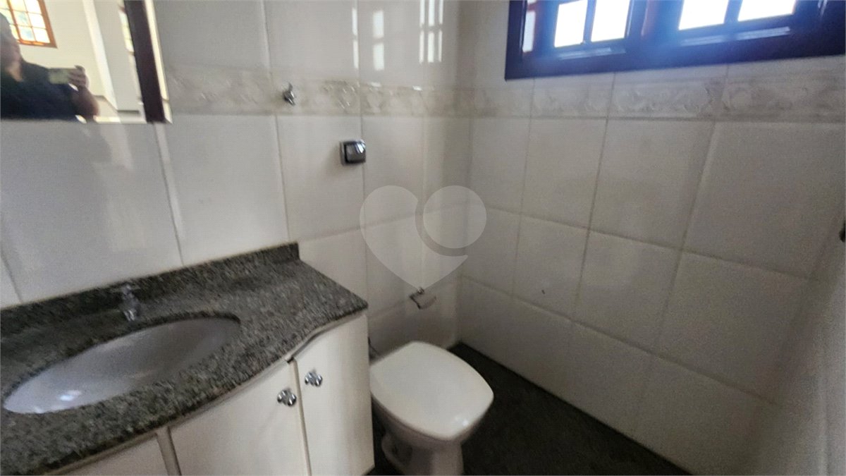 Casa à venda ou para alugar com 3 suítes no condomínio Villagio Capriccio, Louveira - SP