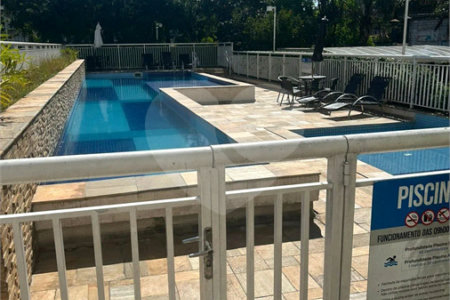 Apartamento à venda com 2 quartos em Taboão, Diadema, SP