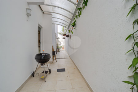 Casa de Vila à venda com 4 suítes em Granja Julieta, São Paulo, SP
