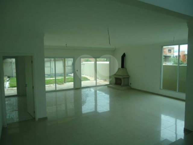 Casa à venda com 3 suítes em São Paulo II, Cotia, SP