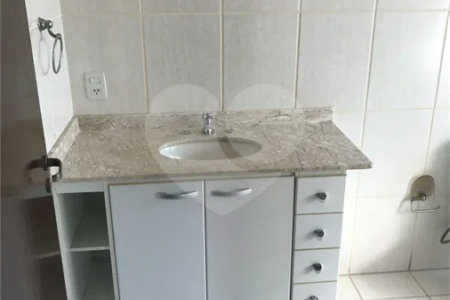 Casa assobradada à venda no Jardim Panorama – Vinhedo/SP