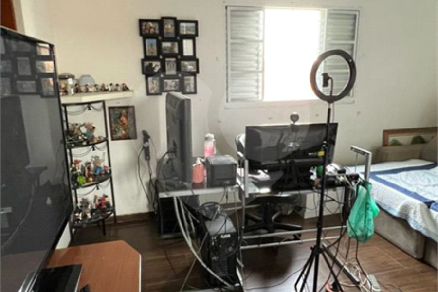 Sobrado à venda com 4 quartos, sendo 1 suíte, em Tremembé, São Paulo, SP