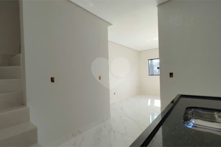 Casa de Vila à venda com 2 suítes em Wanel Ville, Sorocaba, SP