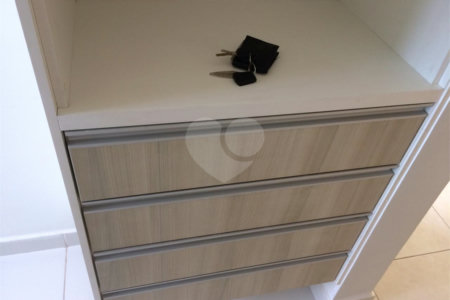 Apartamento à venda com 3 quartos, sendo 1 suíte, em Parque Morumbi, Votorantim, SP