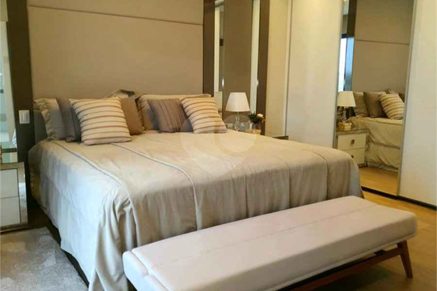 Casa à venda com 5 suítes no condomínio Residencial Villagio, Americana - SP