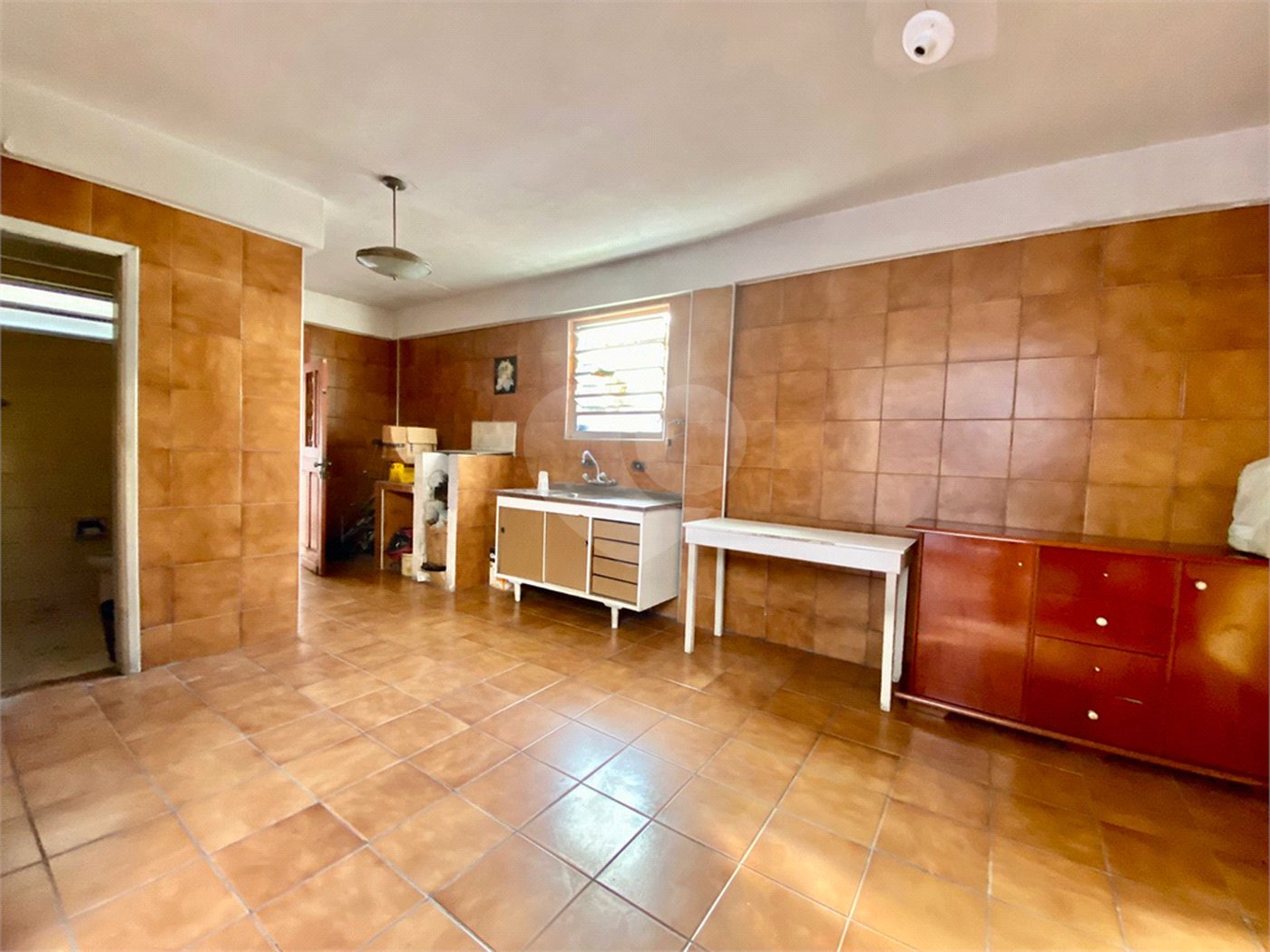 Casa à venda com 6 quartos, sendo 1 suíte, em Vila Mariana, São Paulo, SP