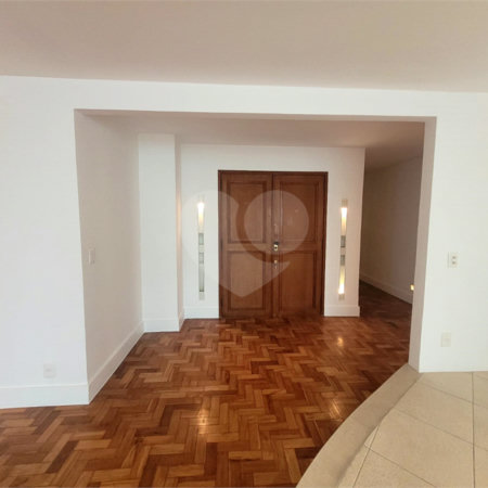 Apartamento à venda com 4 quartos, sendo 1 suíte, em Copacabana, Rio de Janeiro, RJ