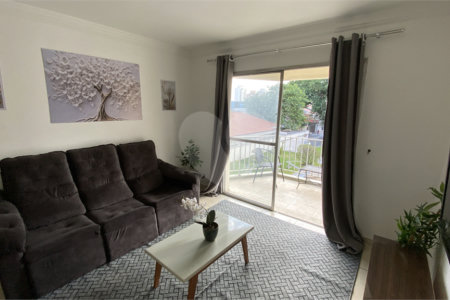 Apartamento à venda com 3 quartos, sendo 1 suíte, em Campo Belo, São Paulo, SP