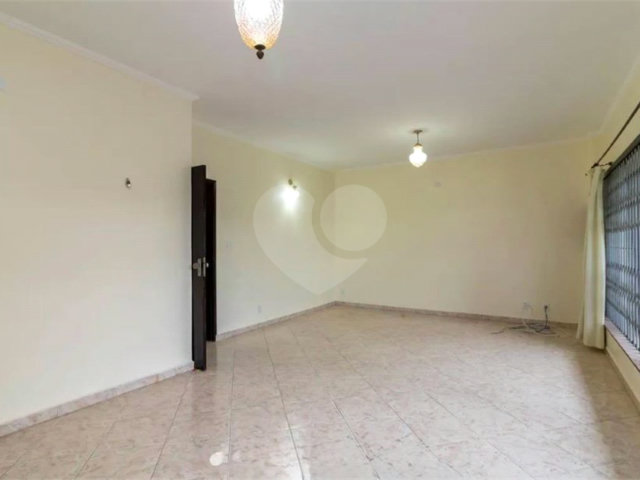 Casa à venda com 3 quartos, sendo 1 suíte, em Casa Verde, São Paulo, SP