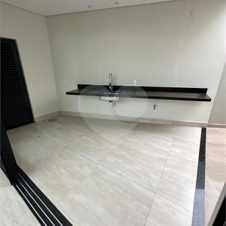 Casa à venda com 3 quartos, sendo 1 suíte, no condomínio Vila Rica, Indaiatuba - SP