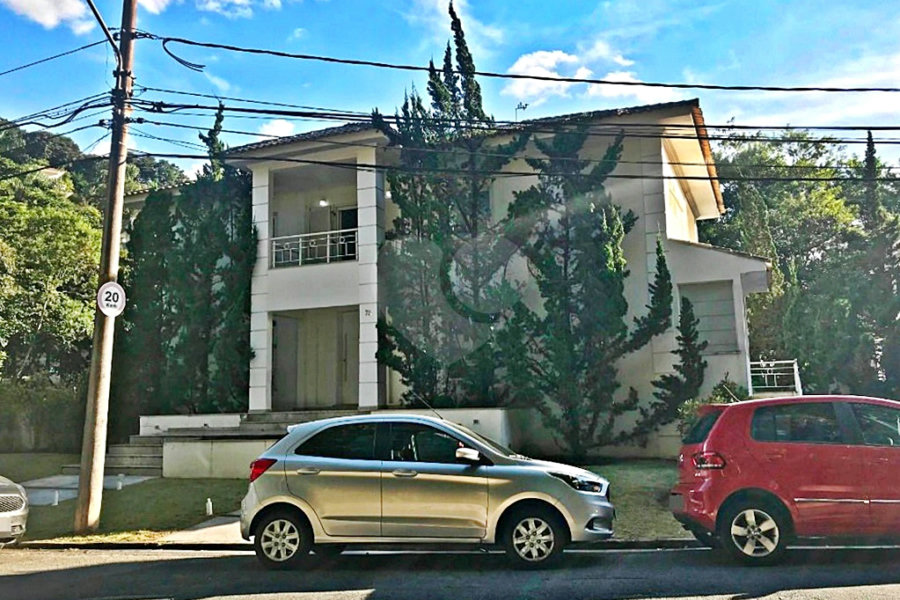 Casa à venda com 4 suítes em Horto Florestal, São Paulo, SP