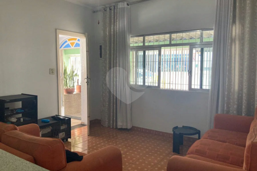 Casa à venda com 3 quartos em Lapa, São Paulo, SP