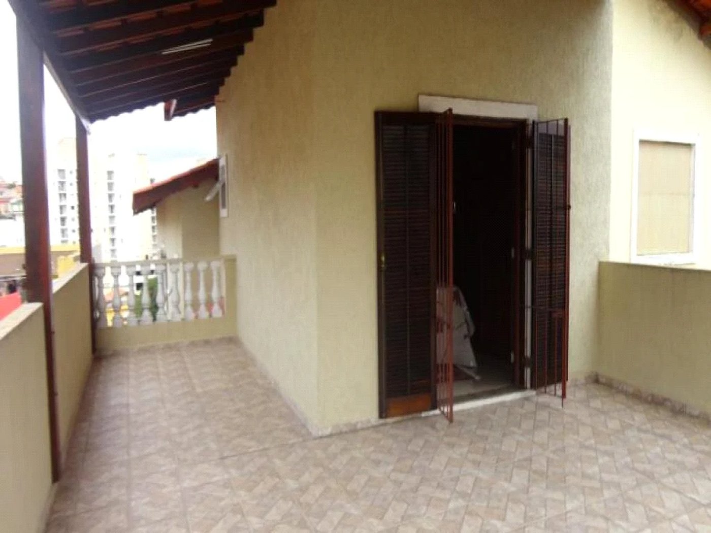 Casa à venda com 3 quartos, sendo 1 suíte, em Jardim Esmeralda, São Paulo, SP