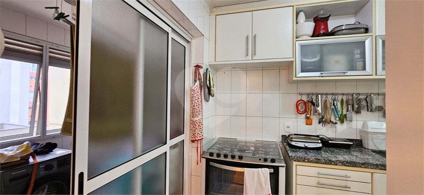 Apartamento à venda com 3 quartos, sendo 2 suítes, em Pinheiros, São Paulo, SP