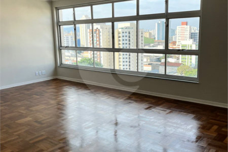 Apartamento à venda com 3 quartos, sendo 1 suíte, em Lapa, São Paulo, SP