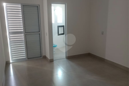 Sobrado à venda com 3 quartos, sendo 2 suítes, em Cidade Patriarca, São Paulo, SP
