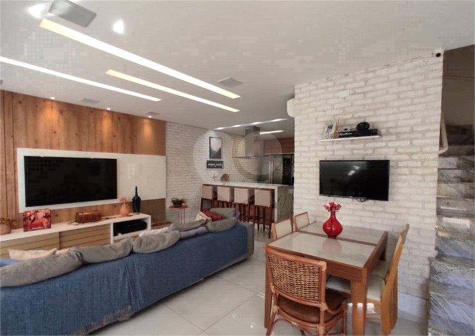 Casa à venda com 2 suítes no condomínio Residencial Lima e Silva, São Paulo - SP