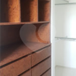 Sobrado à venda com 4 quartos, sendo 2 suítes, em Vila Hamburguesa, São Paulo, SP
