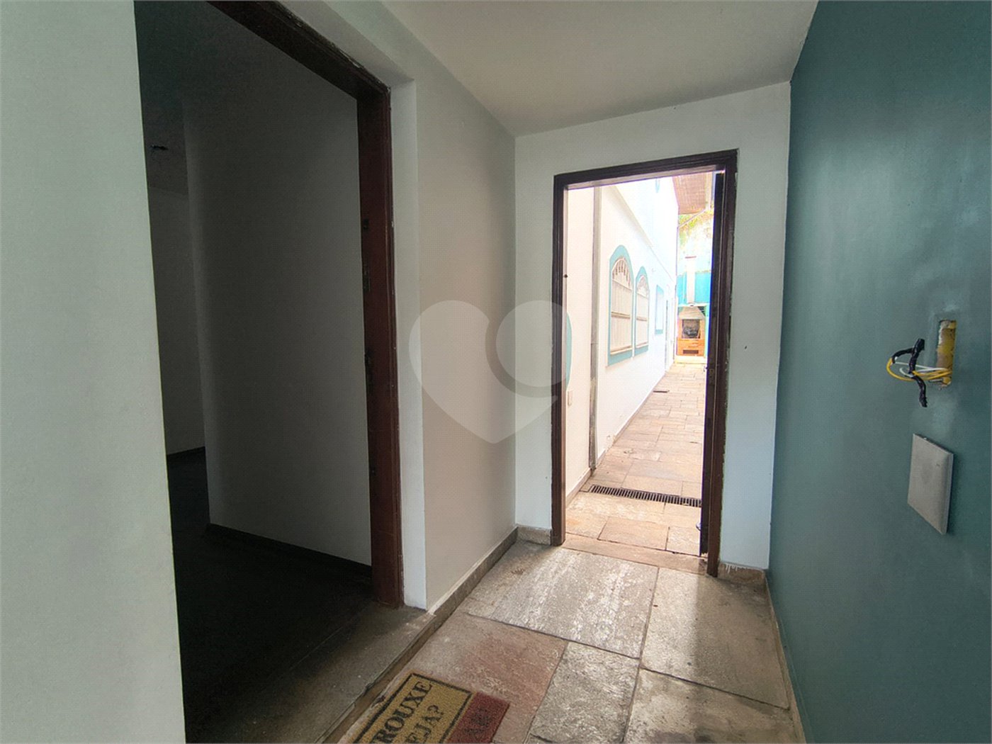Sobrado à venda com 3 quartos, sendo 1 suíte,  em Jardim Esmeralda, São Paulo, SP