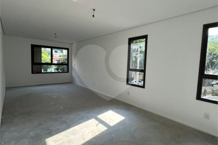 Apartamento à venda com 4 suítes em Sumaré, São Paulo, SP