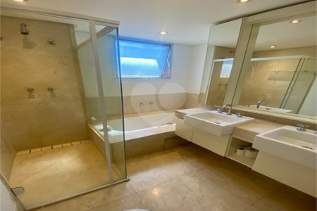 Apartamento à venda ou para alugar com 2 suítes em Itaim Bibi, São Paulo, SP